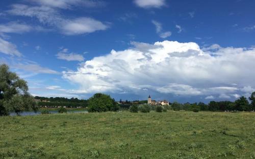 Gien aan de overkant van de Loire