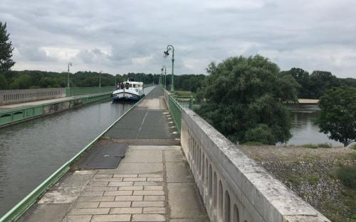 Kanaalbrug over de Loire bij Briare (ontwerp Gustave Eiffel)