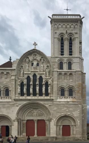 De kathedraal van Vézelay