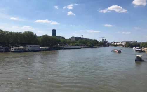 20240511.1-Seine-en-Notre-Dame-in-Parijs